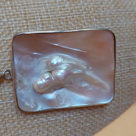 Kirk's Folly Chain + 18KTGP MOP Blister Pearl Pendant Necklace - Picture 6 of 13